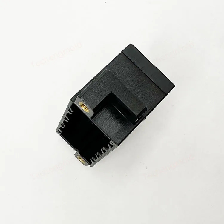 特诚科技PBT精密注塑件实拍 2